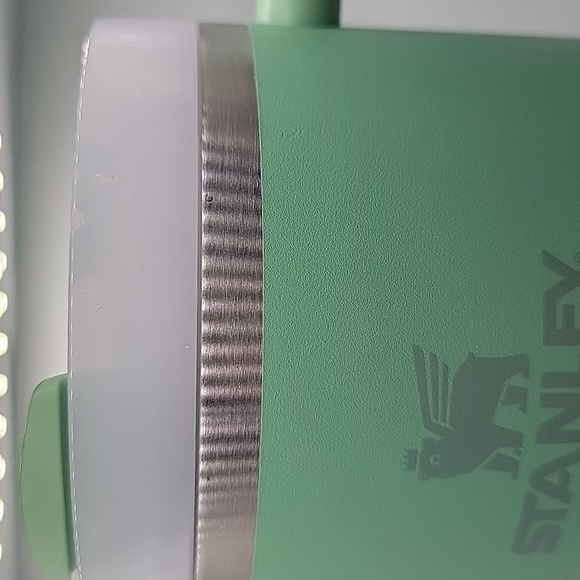 'Sold' Stanley THE QUENCHER H2.0 FLOWSTATE™ TUMBLER | 40 OZ, NWOT - Picture 4 of 10